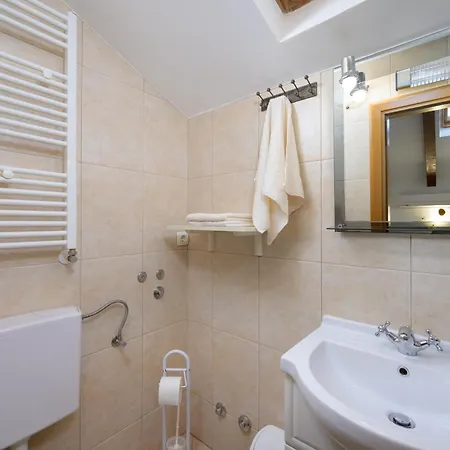 Anita - By Istrialux *