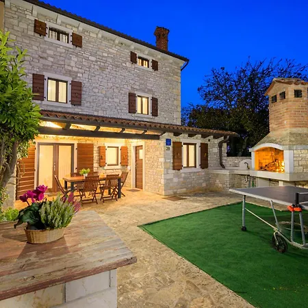 Anita - By Istrialux * Krmed